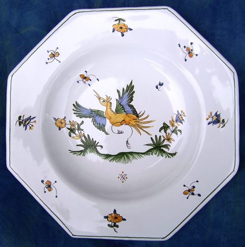 Assiette octogonale creuse - , en